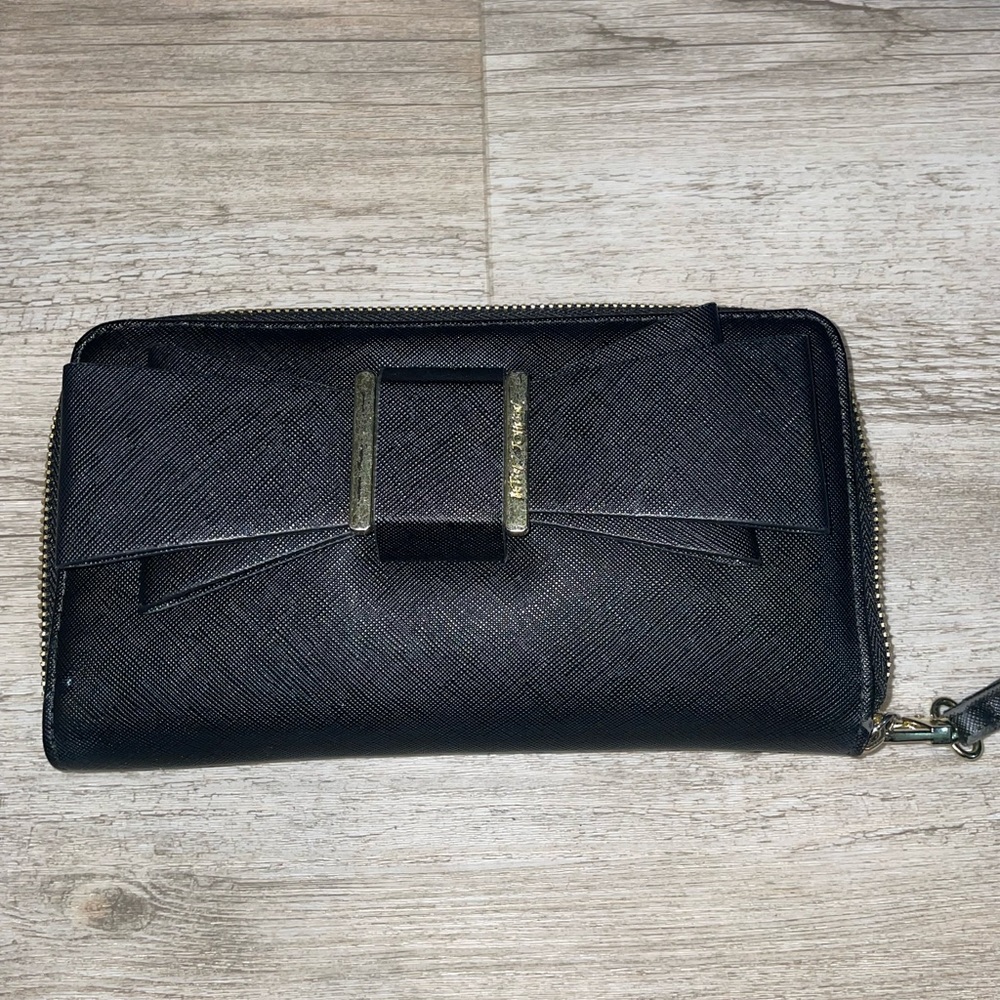Black BETSY JOHNSON Wrist wallet